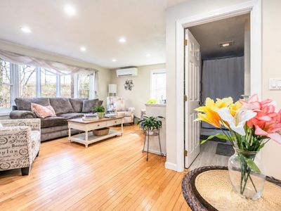 775 W Main Street APT 15, Hyannis, MA, 02601