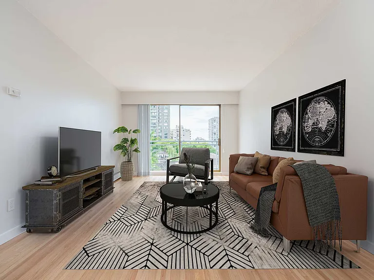 840 Broughton St #207 — Photo 4