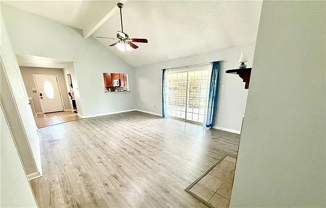 2716 Oak Forest Blvd — Photo 6