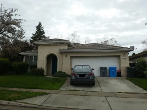 1422 Jodi Dr, Yuba City, CA 95993