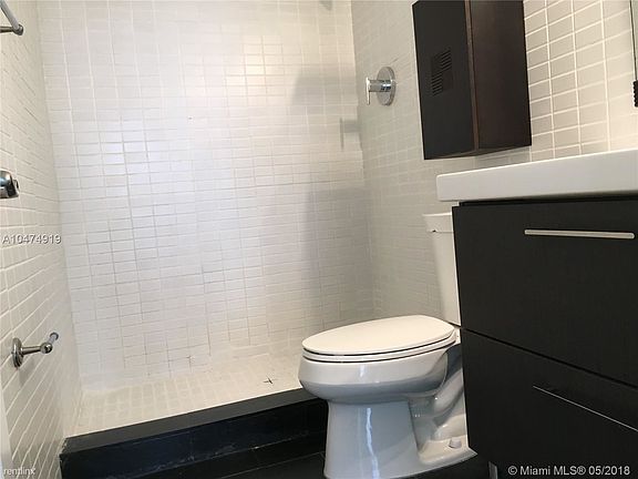 5th image of 1455 N Treasure Dr APT 6B