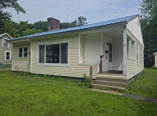 24 Cherry St, Windsor, VT 05089