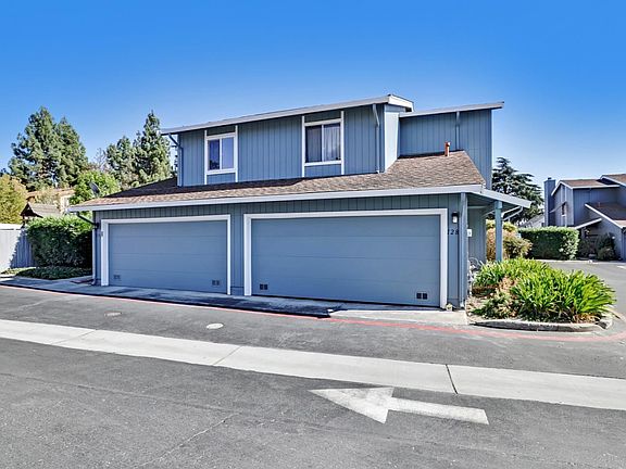 3rd image of 130 Rose Ln