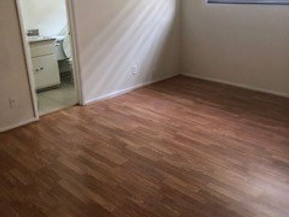 5th image of 11939 Mayfield Ave #5