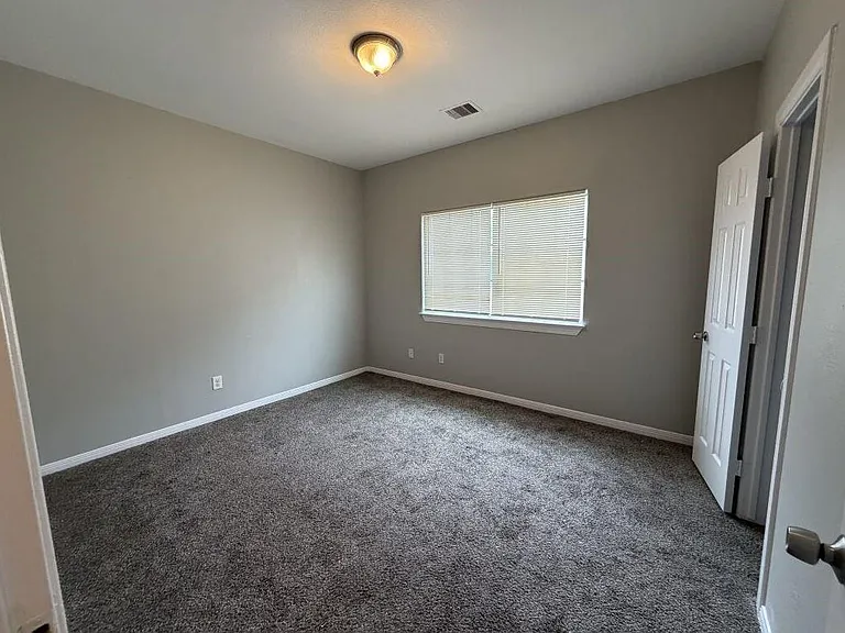 3118 Barberry Dr #B — Photo 6
