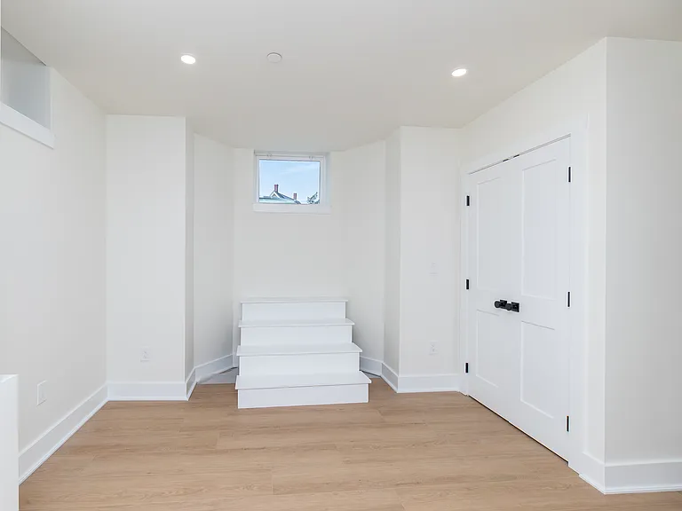 219 Trenton St #1 — Photo 17