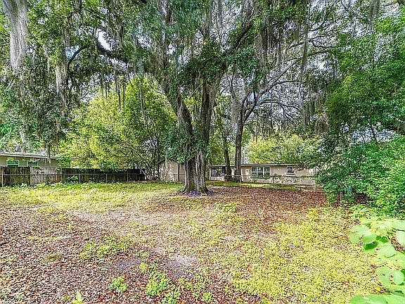 2226 Fouraker Rd — Photo 4
