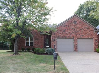 10008 Ivybridge Cir, Louisville, KY 40241