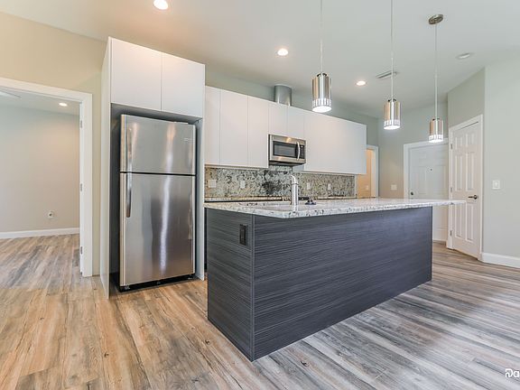 3rd image of 2369 Mistleto Ln
