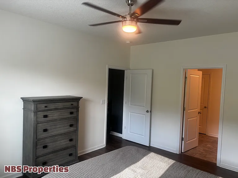 12308 Manhattan Ln — Photo 27