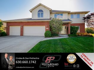 20623 Lennon Dr, Frankfort, IL 60423