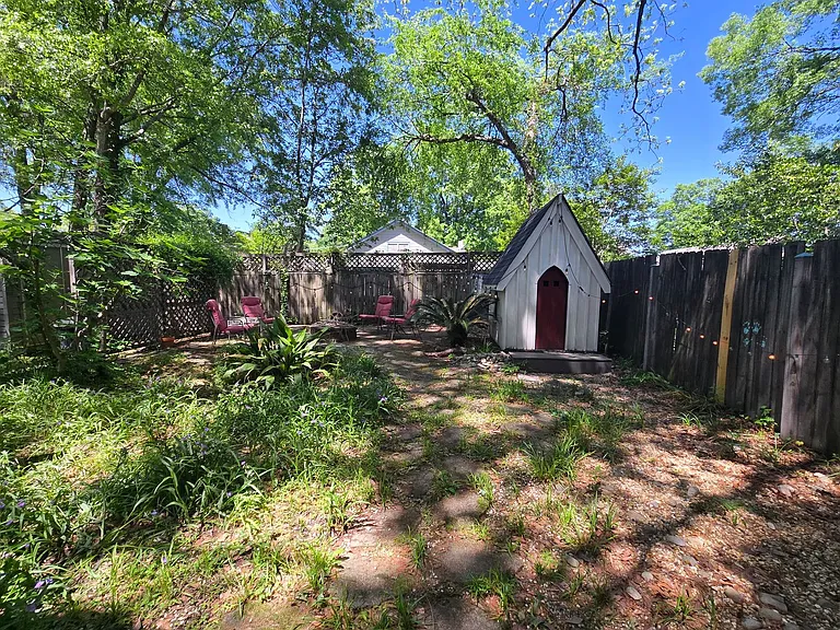 379 Felder Ave — Photo 25