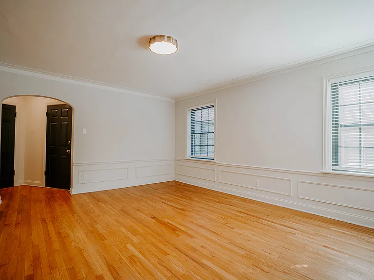 7572 Oxford Dr #3 — Photo 10