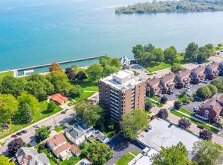 20 Chestnut St APT 805, Wyandotte, MI