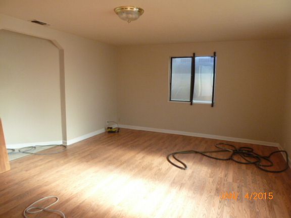 3rd image of 3939 42nd Ave