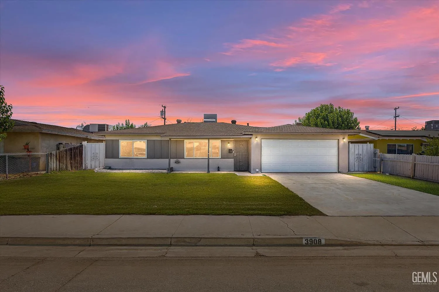 3908 Raider Dr photo 1