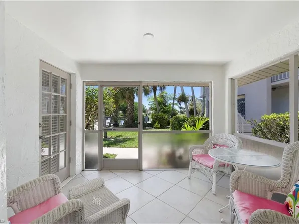 5579 Rattlesnake Hammock RD #B7, NAPLES, FL 34113