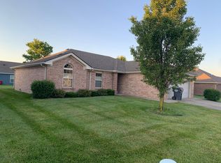 1898 Shellbark Ct, Columbus, IN 47201