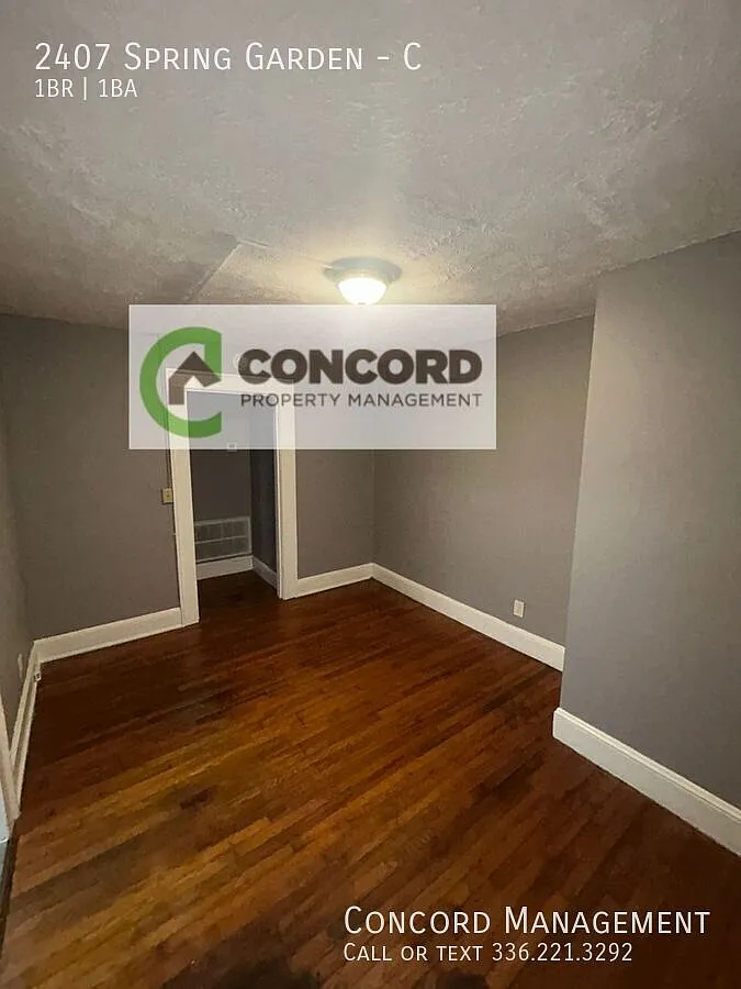 Building Photo - 2407 Spring Garden St #C