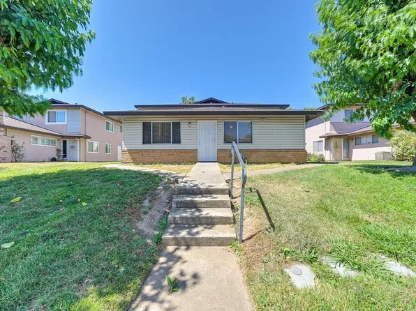 9051 Montoya St APT 1, Sacramento, CA 95826