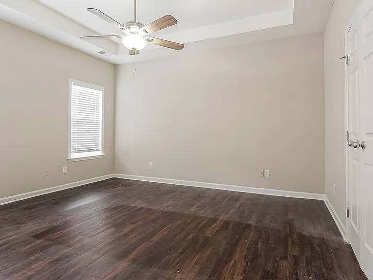 5741 Marchester Cir — Photo 10