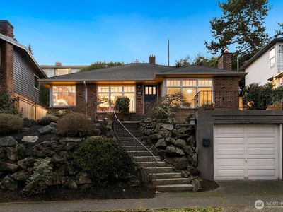 3307 36th Avenue W, Seattle, WA, 98199