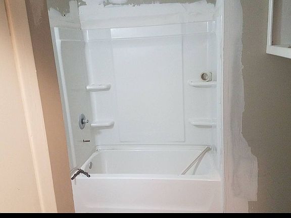 4th image of 15092 Patricia Cir