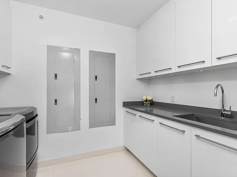 1000 S Ocean Blvd #110 — Photo 46