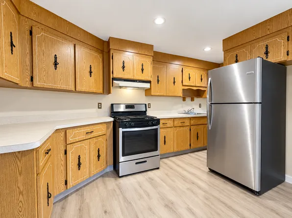109 Bennington St, Boston, MA