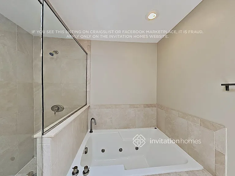501 NW 107th Ter — Photo 15