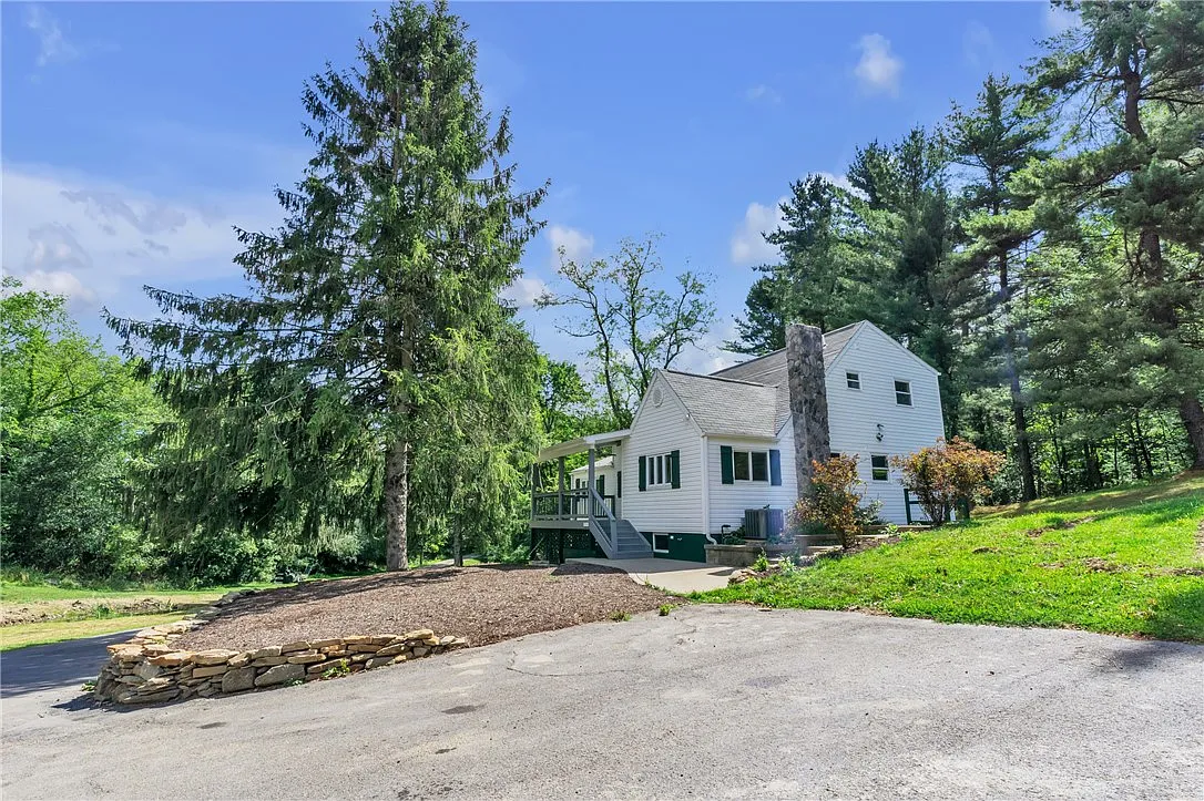 Building Photo - 116 Purvis Ln