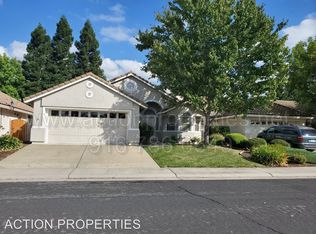 825 Huskinson Ct, Roseville, CA 95747
