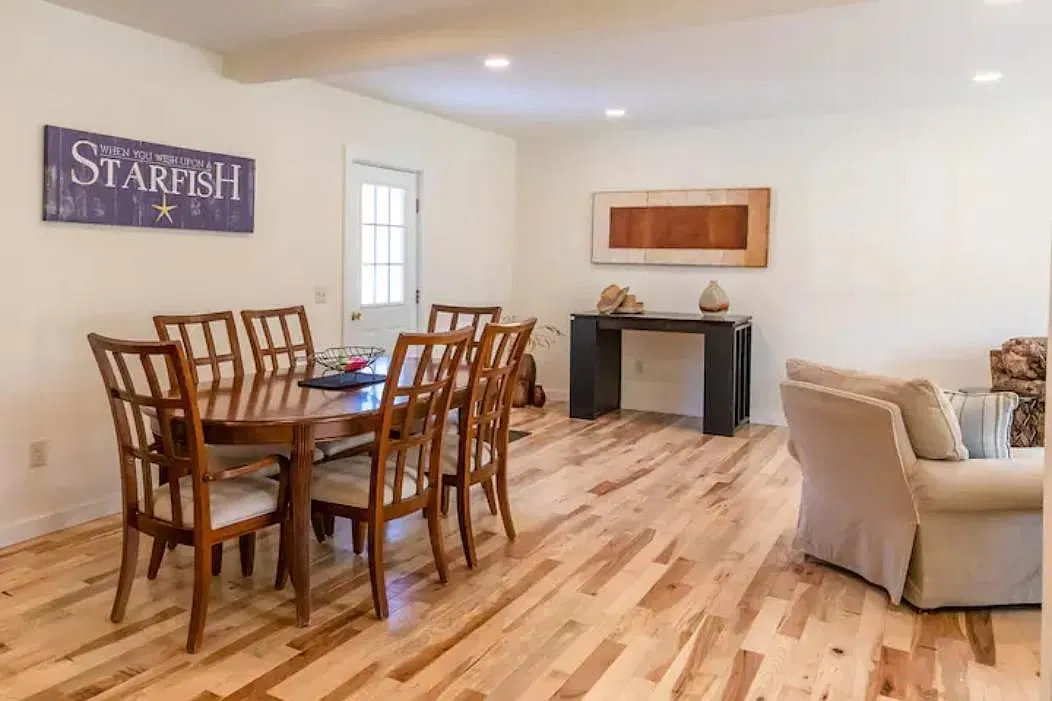 3 bed, 2.0 bath, 1500 sqft, $2,700 — Photo 1