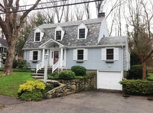 66 Washburn Ave, Wellesley, MA 02481