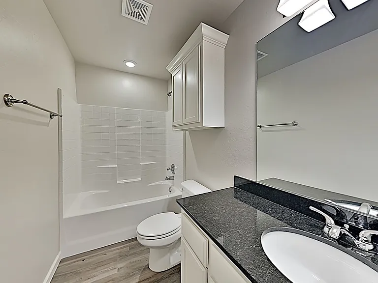 11204 Howard Dr — Photo 13