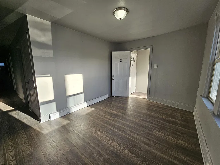 709 Adriatic Ave — Photo 6