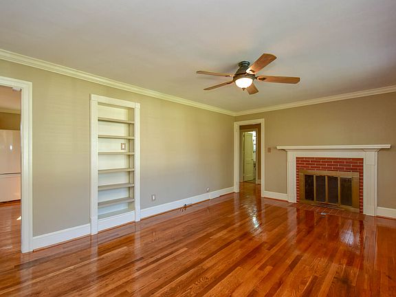 2nd image of 401 Westdale Pl