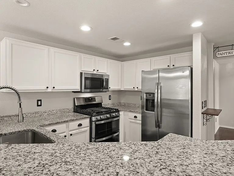 6800 Vista Del Norte Rd NE #1224 — Photo 8