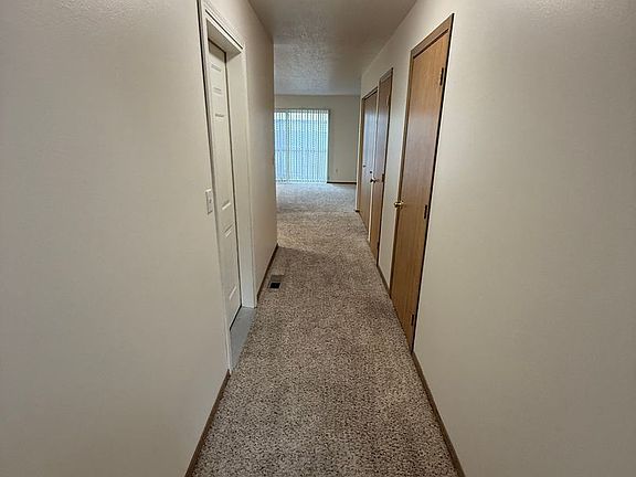 4th image of 5511 Glenridge Way #5515