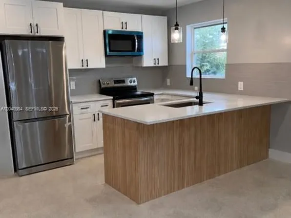 1140 NE 24th Ave APT 1, Pompano Beach, FL 33062