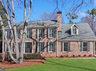 6792 Hunters Trace Cir, Sandy Springs, GA 30328