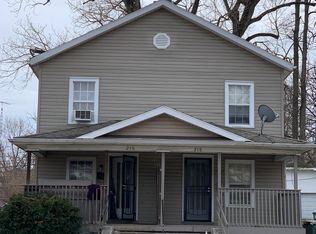 218 W Parkwood Dr, Dayton, OH 45405