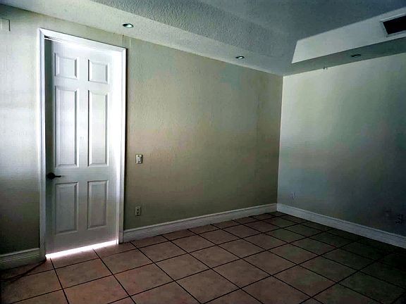 4th image of 11901 SW 193rd Ter #1