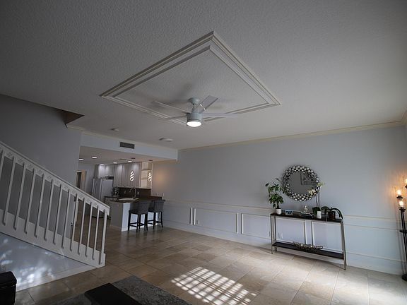 5th image of 1581 Napoli Dr #0