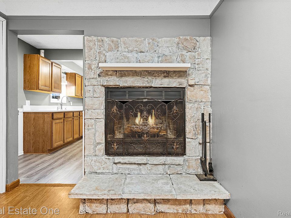8643 Hibbing St, photo 15