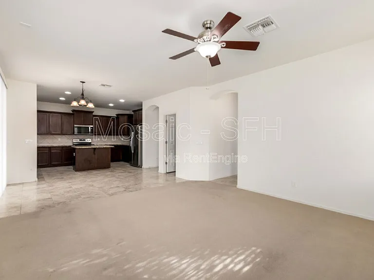 2656 E Boston St — Photo 10