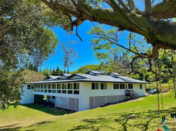 95-2844 Pohaku Rd, Naalehu, HI 96772