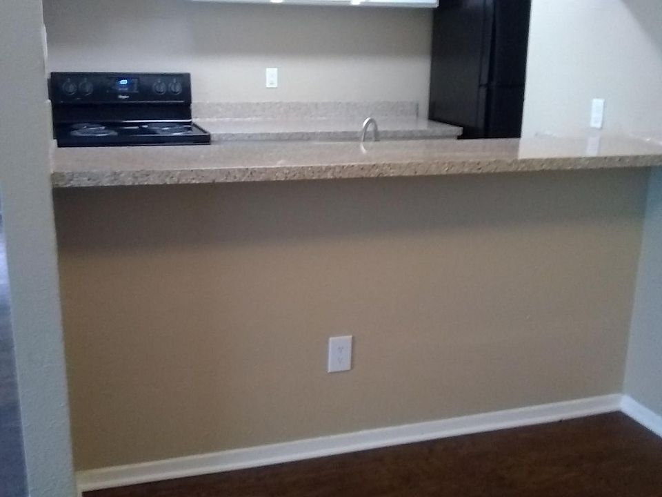 2nd image of 1015 Mill Crossing Pl APT 189