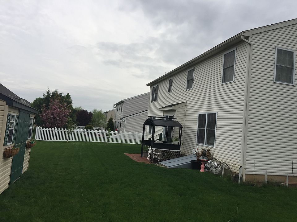 2nd image of 3928 N Alabama Ave