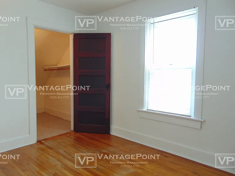 1163 McCormick St — Photo 13
